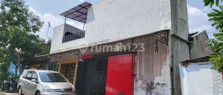 Ready-to-occupy house in Pucang Sawit, Jebres, Solo. 1