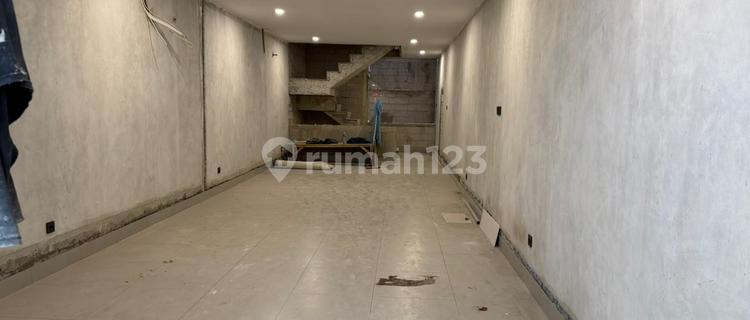 For Sale: Attached Shophouse in Muara Karang, Brand New Concept, Land Area 8X13=104M2, 3 Floors, Road Access for 4 Cars, Busy 24 Hours, Suitable for Clinic, Cafe, Etc., North Jakarta 1