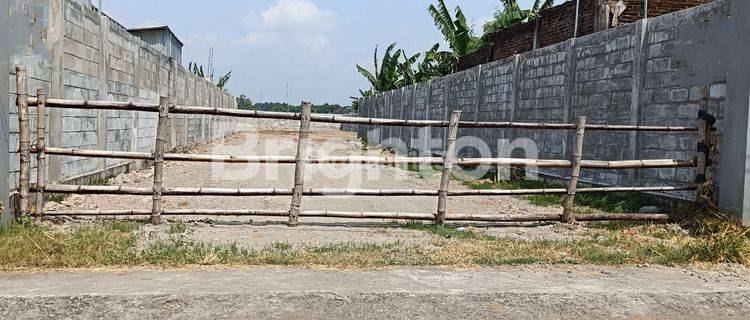 TANAH DI GAMPENGREJO KABUPATEN KEDIRI 1