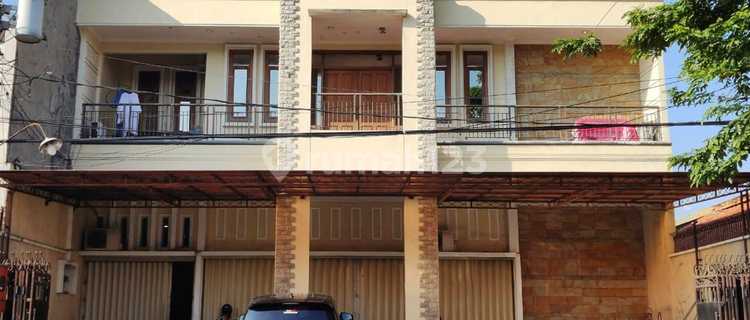 Sewa Rumah Tengah Kota Kampung Kali Cocok Ruang Usaha 1