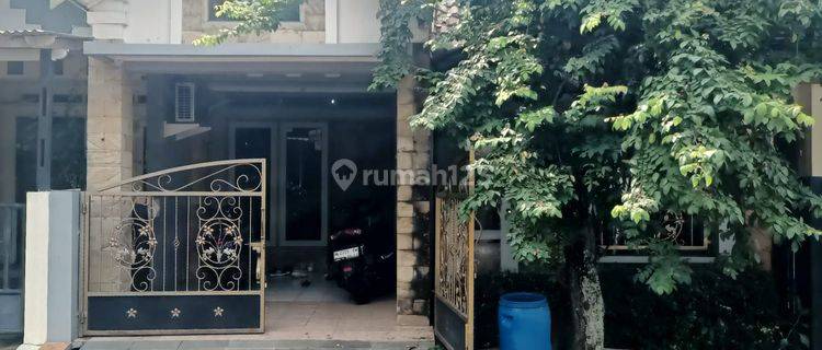 Jual cepat murah  rumah Graha Padma 1