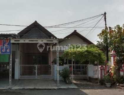 Jual Rumah Pusponjolo Barat Raya Cocok Untuk Tempat Usaha  1