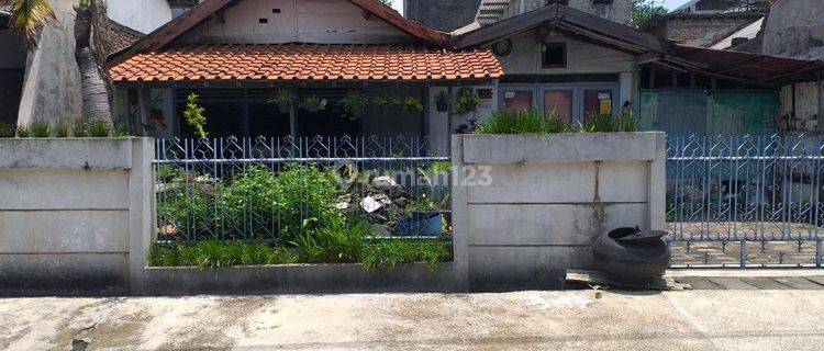 Jual Rumah Lama Tengah Kota Pusponjolo  1