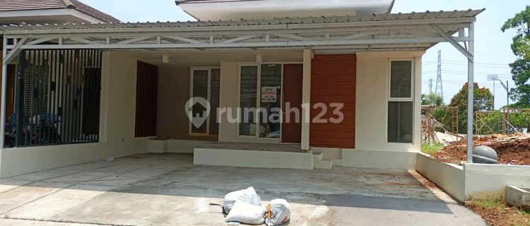 For Rent Ivy Park House, Bsb Semarang 1