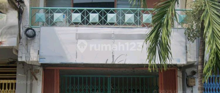 2-Story Shop House for Rent in Pecinan Alley, Semarang 1