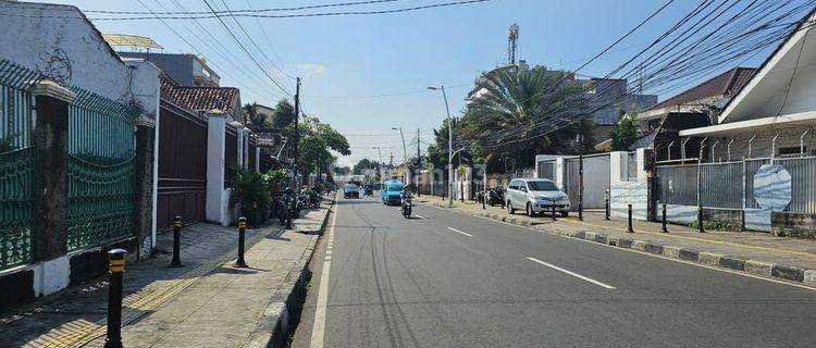 Tanah dan Bangunan 1.5 lantai area komersial luas 433 m2, Jatinegara timur. Jakarta timur 1