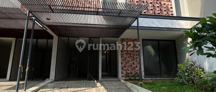 Rumah Baru Mewah Siblat Sebrang Akpol Dekat Jalan Raya, Semarang 1