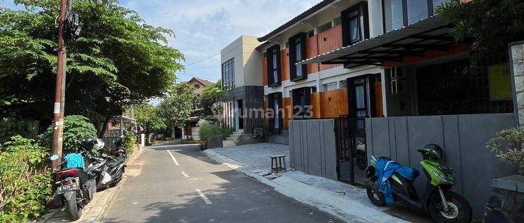 Kost Premium Ngesrep Dekat Pating Kuda Undip, Semarang