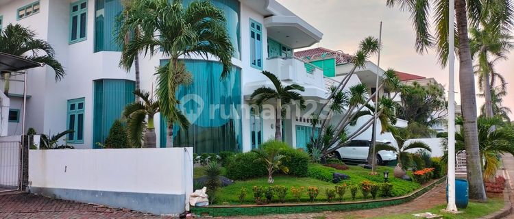 Luxury Home at Mutiara Beach Well-Maintained House Ready to Occupy 1