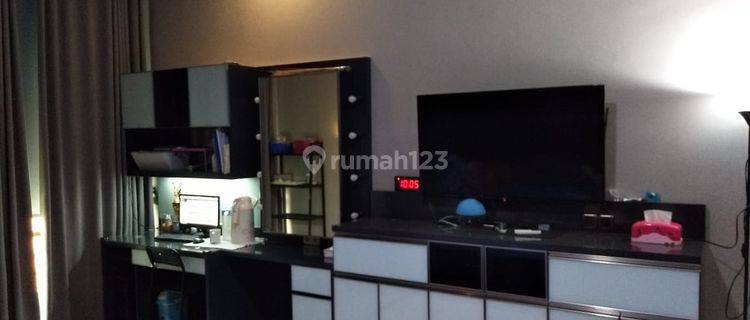 Rumah Siap Huni, Furnished,  Cepat di Tomang Jakarta Barat 1