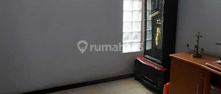 well maintained house for quick sale in west cideng central jakarta 1