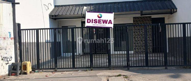 Disewakan Ruko 2 Lantai di Pinggir Jalan Utama, Kelurahan Harapan Baru. Bekasi Utara 1