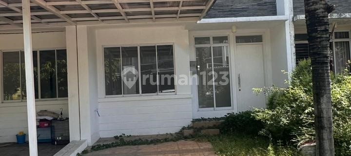 Dekat Club House dan Kolam Renang , Rumah Dalam Cluster Tropical Garden Galaxy Bekasi 1
