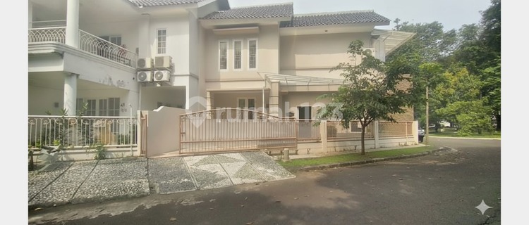 Di Jual rumah cakep Furnish, 2 Lantai Komplek royal residence 1