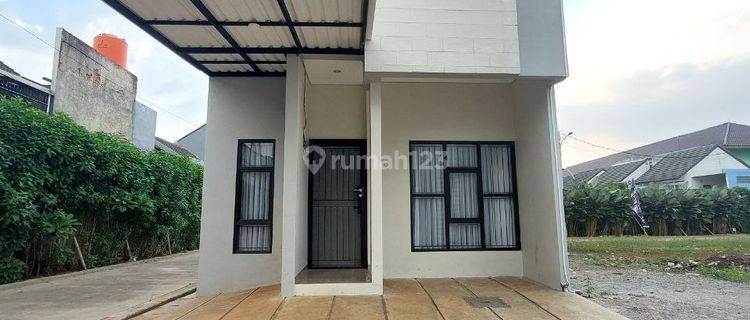 Rumah baru 2 lantai lokasi pinang ranti dekat Bandara Halim jakarta 1