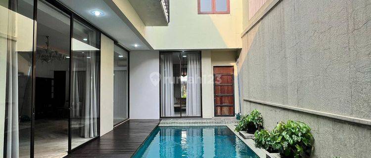 Rumah Cantik Siap Huni di Kemang Townhouse (LT/LB: 210/400) 1