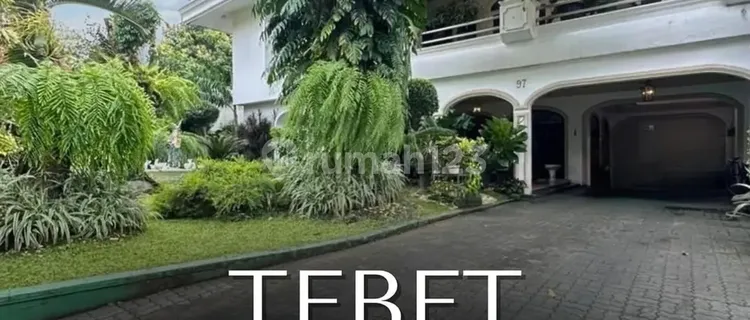 Rumah Terawat Halaman Luas di Tebet, LT 1000 LB 1200 1