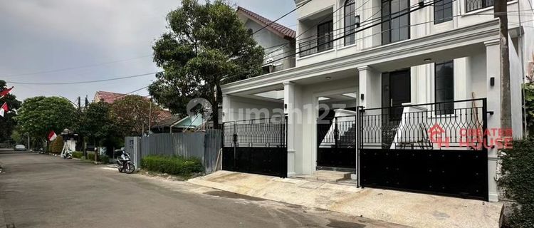 Brand New Classic Modern House di Bintaro Sektor 3 (LT/LB: 250/420) 1