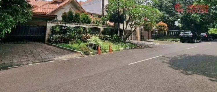 Rumah Rindang di Lokasi Premium Menteng (LT/LB: 685/800) 1