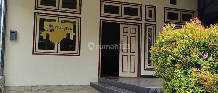 Rumah seberang masjid dan ipeka dekat mall dan exit tol Sudah Renovasi 1