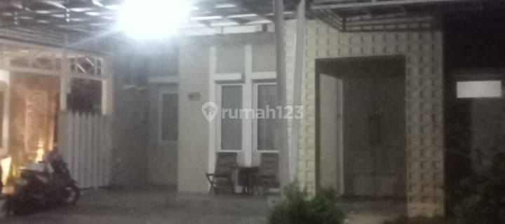 RUMAH MEWAH FULL FURNISH 2 LANTAI DENGAN KOLAM RENANG DALAM CLUSTER 1