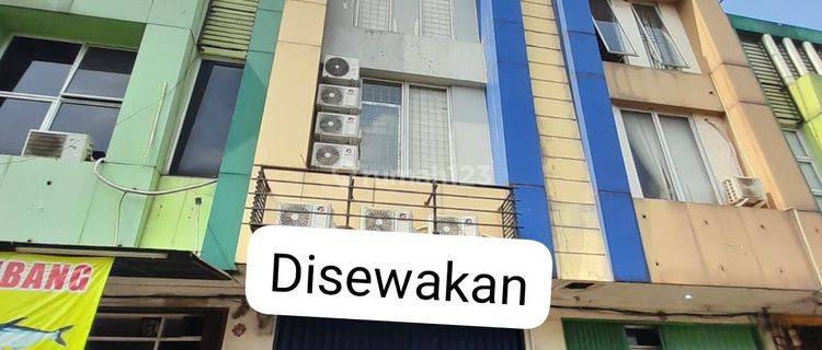 Disewakan Ruko 3 Lantai Di Boulevard Grand  Wisata 1