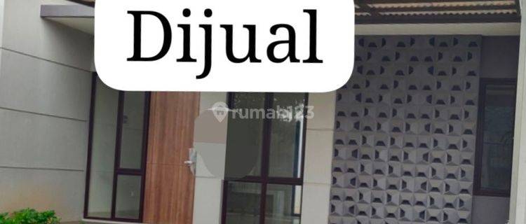 Rumah bagus Murah 4 kamar di Grand Wisata 1