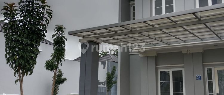 Nice house, low price in Grand Wisata, South Tambun, Bekasi City. 1