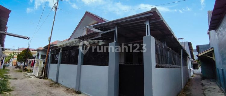 Quick Sale Productive Boarding House with Large Land in Arya Kemuning Cirebon 1