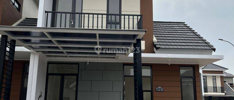 Rumah 2 Lantai Grahayana di Karawang, Baru, Unfurnished 1