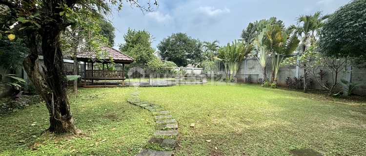 Simple Minimlist House In Pejaten Compound Ajh05042 1