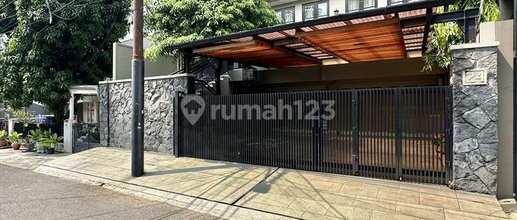 Rumah 2 Lantai Minimalis SHM di Kebayoran Baru Corio 1