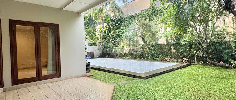 House 5 BR with pool & garden walking distance to JIS AJH06193 1