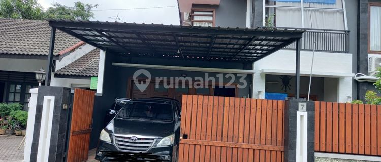 Disewakan Rumah Luas Dengan Kolam Renang Daerah Atas Karangrejo Semarang 1