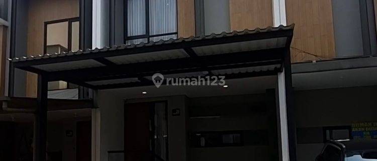 Rumah 2 Lantai Full Furnish di Sayap Pasteur 1