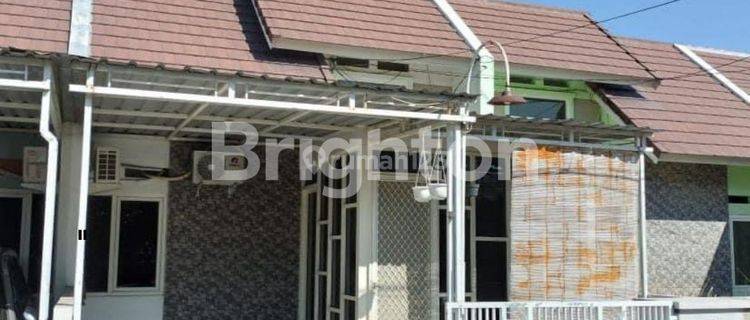Rumah Sudah Renov Harga Miring View Taman Cluster 1
