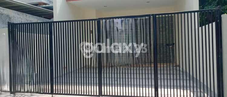 Rumah Tembok Lor Pusat Kota Siap Huni Surabaya 1