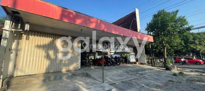 Toko Bentuk Hook Dijalan Kalasan dan Pacar keling. 1