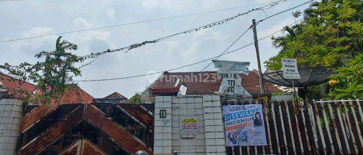 Sewa Rumah Lama Komersial Area Surabaya Pusat 1