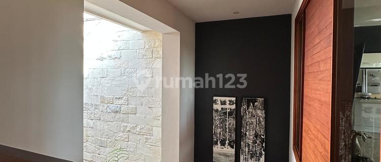 Rumah Golf View Mmewah Furnish Surabaya Barat Ppakuwonindah 1