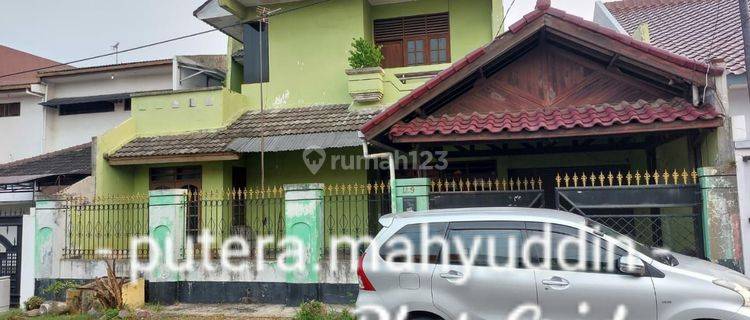 Rumah Lama Strategis Potensial di Cipinang Jaya JakTim 1