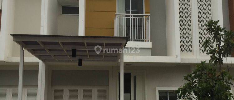 Disewakan Rumah Modern Sminimalis Di Summarecon Cluster Amanda Bandung  Kontrakan Semi Furnished  1