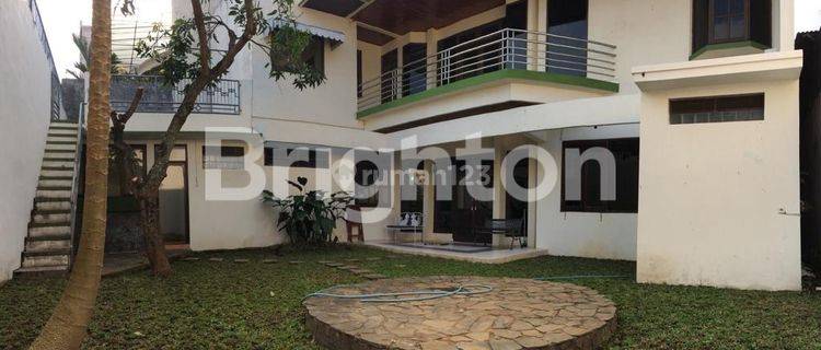 Rumah Bagus Semi Furnished Araya 1