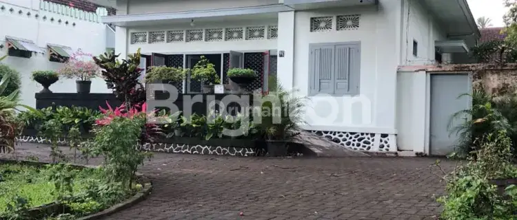 Rumah Classic Daerah Gondanglegi Kabupaten Malang 1