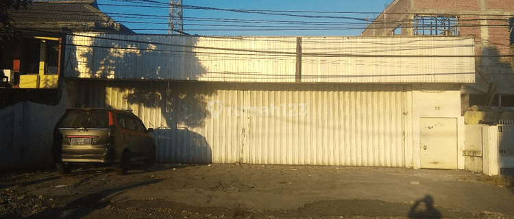 Gudang Jl Mastrip Kedurus Daerah Pabrik Dan Industri  1