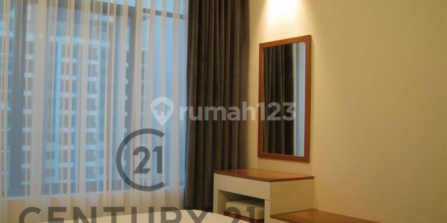 For Sale Hampton Apartment Mid Floor 1