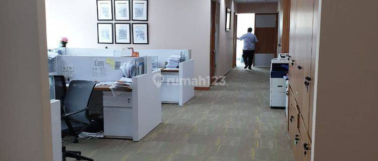 Disewakan Soho Capital Lokasi Central Park Jakarta Barat 1