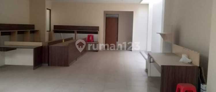 Strategic Location Ruko Suitable for Business in Kalipah Apo for Rent 1