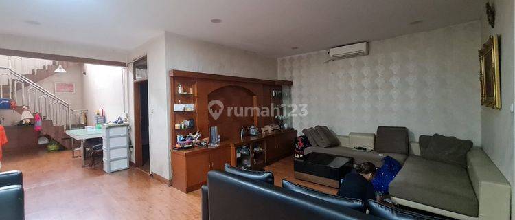 Rumah Semi Furnish Di Taman Sakura Soekarno Hatta Bandung 1