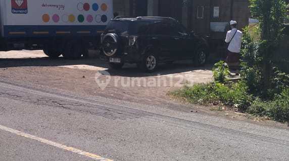 Lokosi Supermarket in the central tourism area 1
